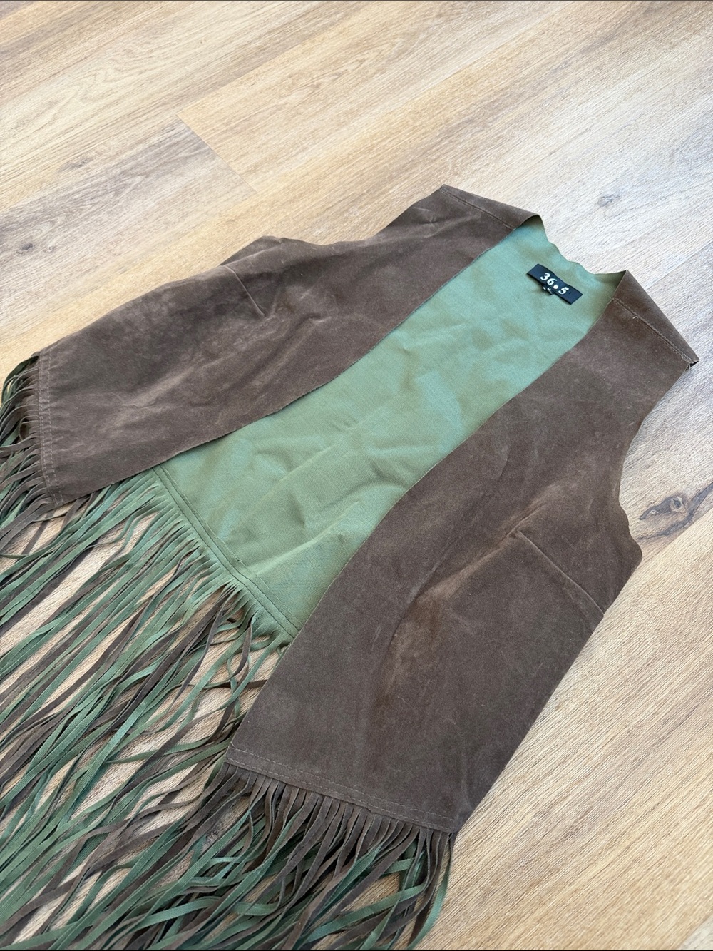 Hippie Fringe Vest - Picture 2 of 4